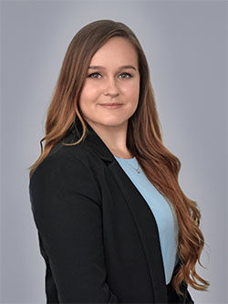 fx_0007_vezetoseg-angyal-nikolett